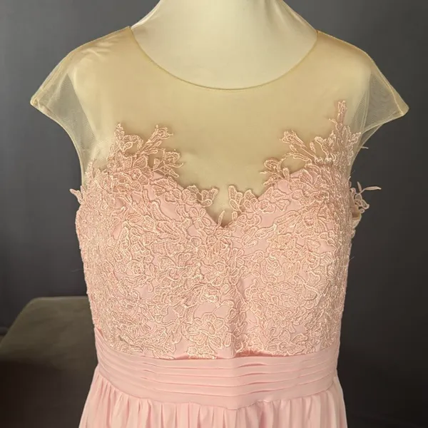Woman’s Pink Formal Dress Gown with Sheer Lace Top Leg Slit Zip Back Size 14 - Image 2