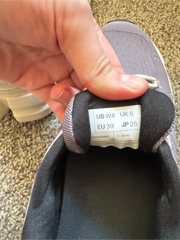On Running Women’s Cloudflyer 4 Low Top Sneakers - Image 6