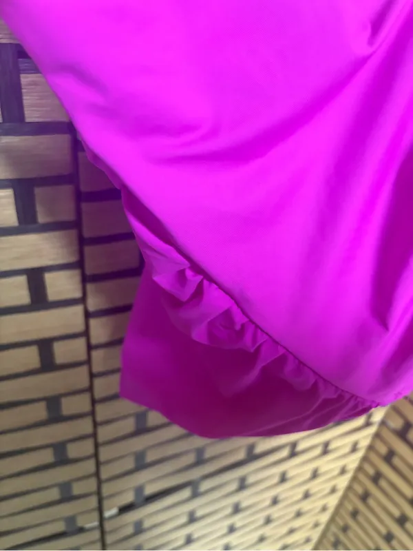La Blanca Fuschia swim top size 8 - Image 5