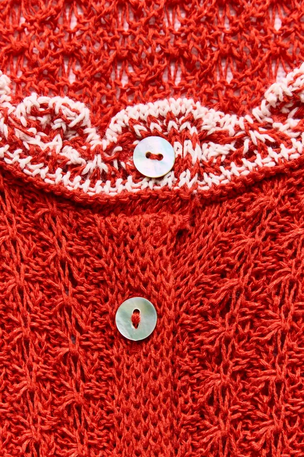Zara crochet Red Button-Up Dress with Lace Trim - Image 4