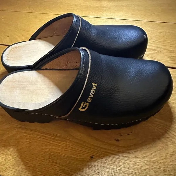 Gavavi black clogs holland 42 Size 11.5 - Image 5
