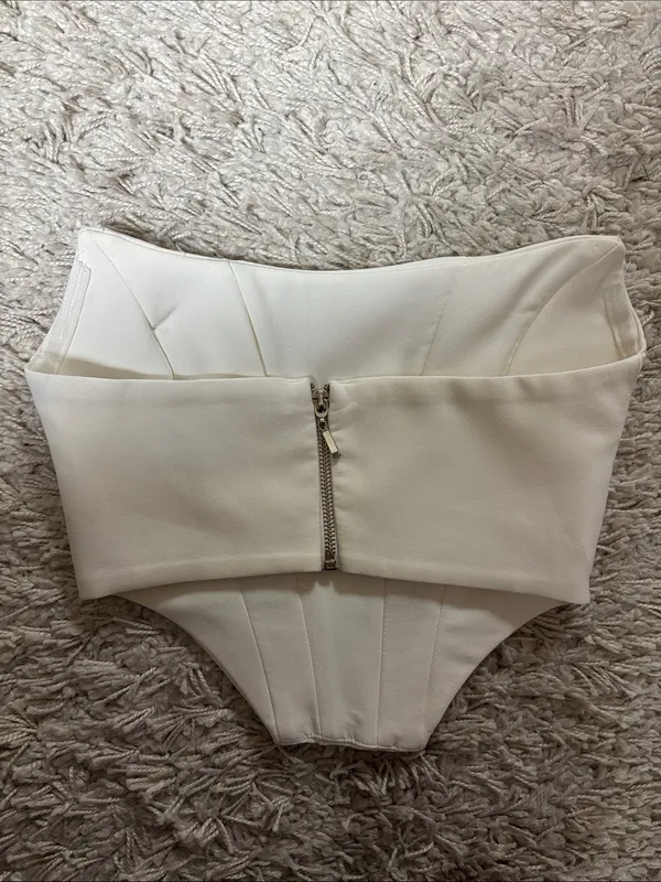 Trendyol White Structured Strapless Crop Top Size 2 - Image 7