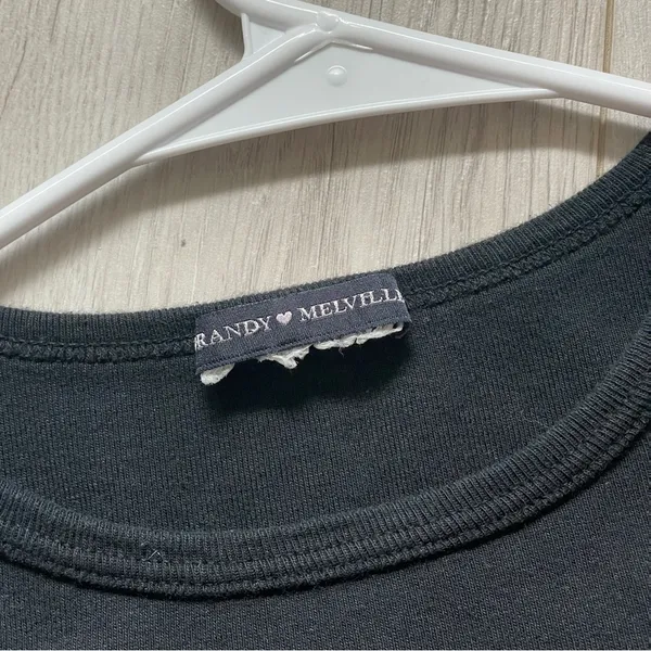 Brandy Melville Ribbed Lace Trim Crop T Shirt Black (one size) indie coquette - Image 2