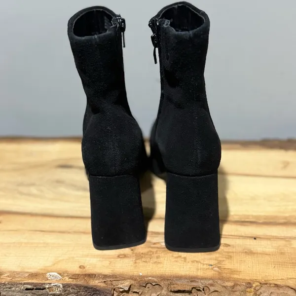 Dolce Vita Gracie Suede‎ Platform Boot Size 6 Black - Image 6