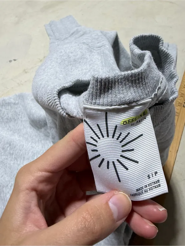 Aerie offline Crewneck Sweatshirt - Light Gray small - Image 4