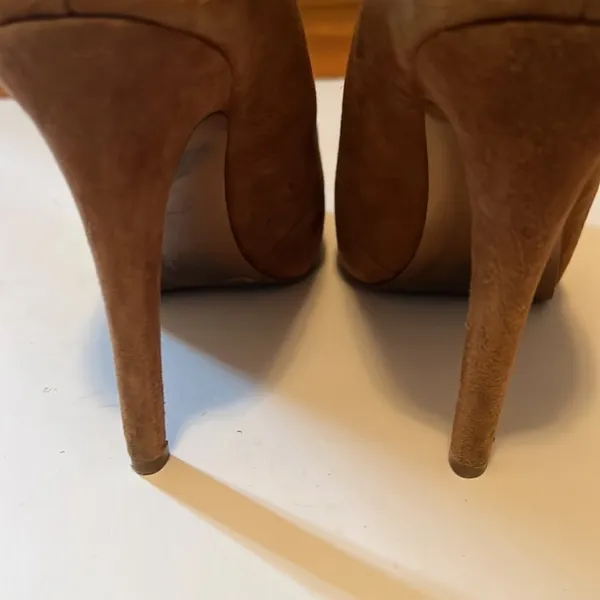BCBGeneration Brown Suede Heels Women's Size 8.5 - Image 6
