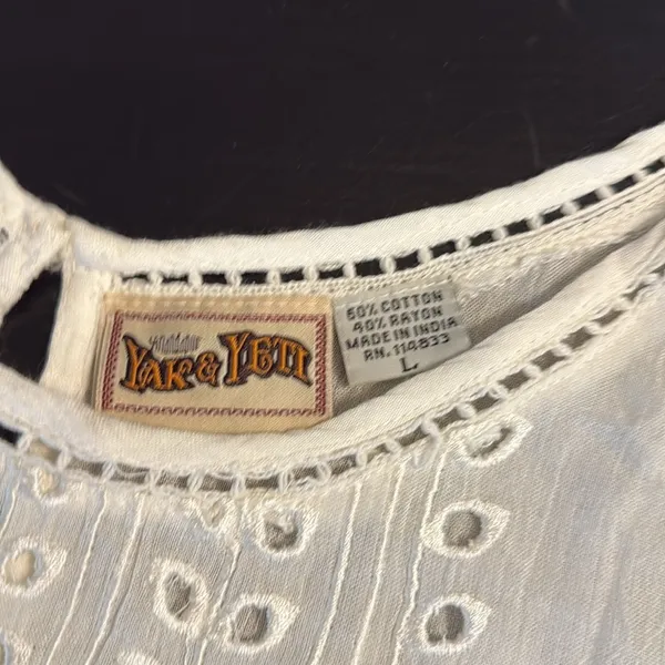 Yak & Yeti White Sleeveless Eyelet Top NWT - Image 2