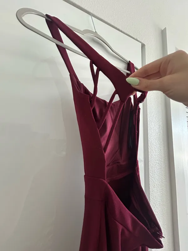 Windsor Burgundy Maxi Formal Dress - Image 3