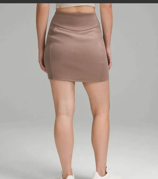 Lululemon Scuba High-Rise Mini Skirt Taupetastic Size Medium - Image 2
