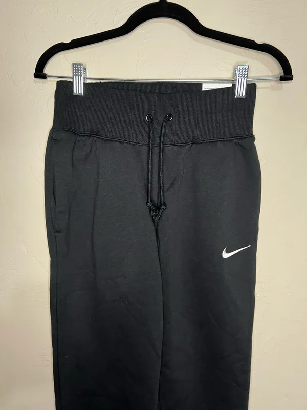 Nike NWT Black Standard‎ Fit High Rise Joggers - Image 5