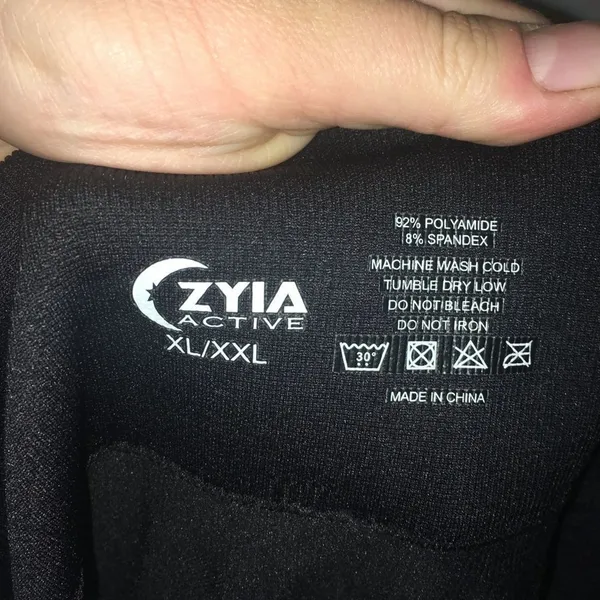 Zyia XL/XXL black cut-away athletic workout leggings - Image 4