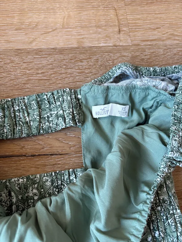 Hollister Green Floral Paisley Off The Shoulder Dress - Image 7
