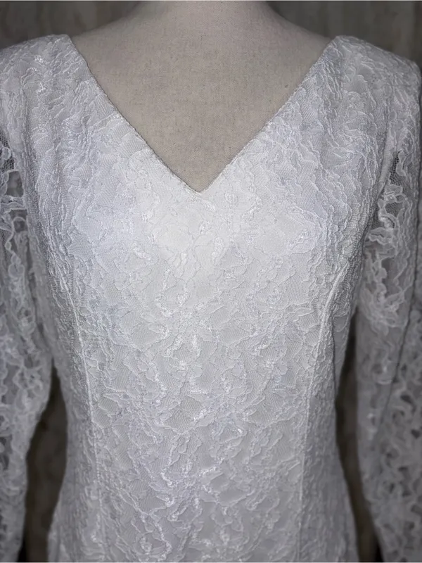 Beautiful Vintage 90s Western Collection Tea Length Wedding Dress - Image 6