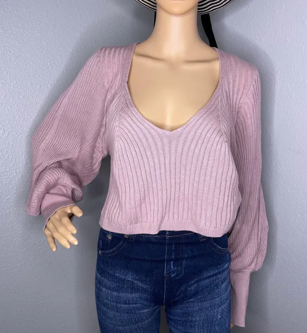 Free People Rose Pink Cropped Plunging VNeck Sweater Size Large - Image 2