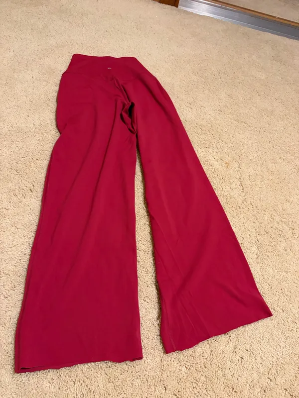 Lululemon Trousers - Image 3