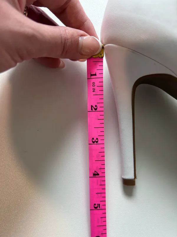 White Pointed Heels Size 9.5 - Image 7