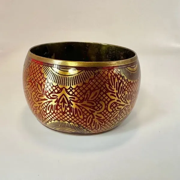 Red and gold tone wide brass bangle bracelet - Image 2