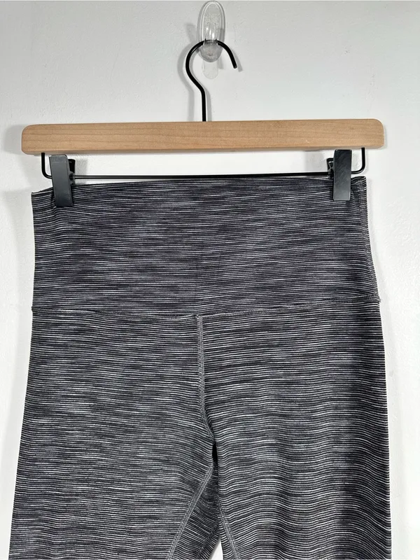 Lululemon Align Pant 25” Wee Are From Space Dark Carbon Ice Grey‎ Size 6 - Image 5