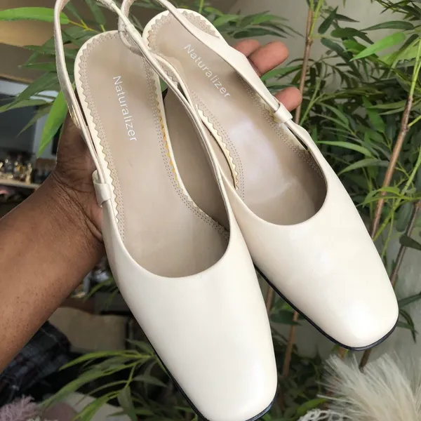 Naturalizer Genuine Leather Cream beige nude square toe mules slingback pumps 2.5” kitten heels -office siren core-Size 6M Excellent condition #coquette #twee #fairycore - Image 4