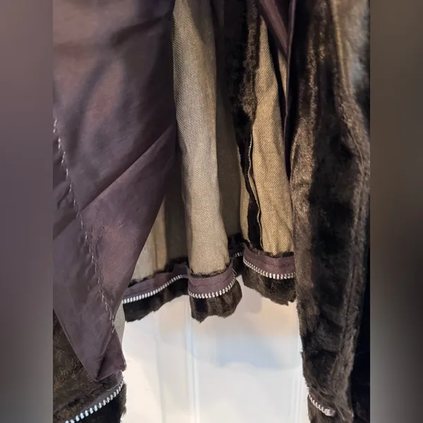 VINTAGE! Black/Brown Plush Teddy Jacket Full Length - Image 4