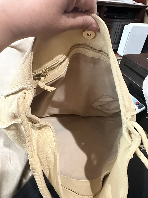 Bottega Veneta Authentic vintage  Shoulder Bag - Image 6