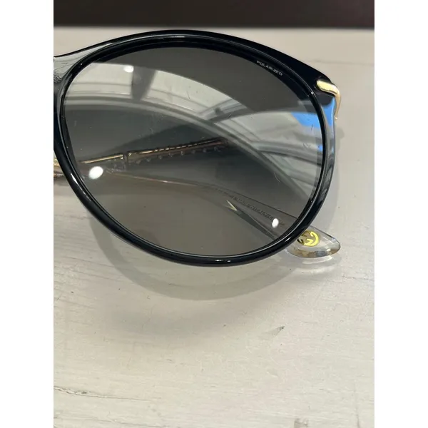Gucci Women's Polarized Sunglasses Black Frame Gold Detail Designer‎ Eyewear - Image 8
