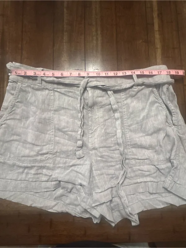 Lou & Grey paper bag shorts linen blend size XL - Image 5