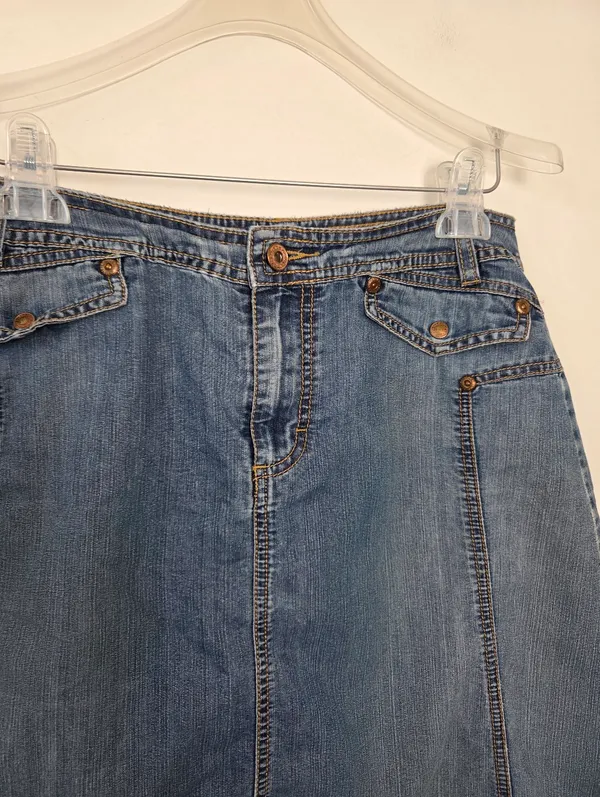 Jeanstar Denim Skirt A-Line Knee Length Y2K 90s Medium Wash Retro Casual Medium - Image 5