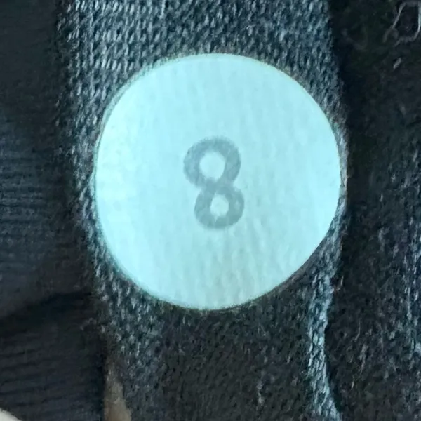Lululemon Black Sports Bra Size 8 EUC‎ - Image 3