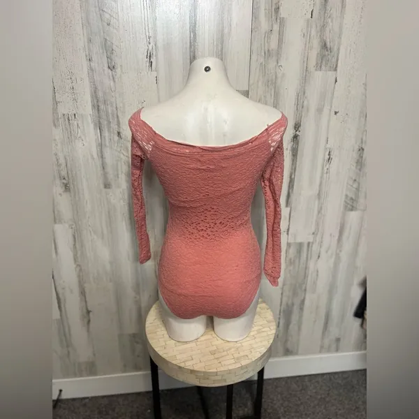 Hollister bodysuit - Image 6