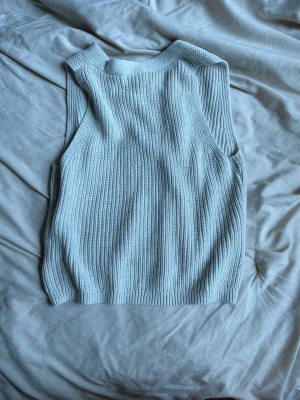 Universal Threads Sweater Vest Cream - Image 3