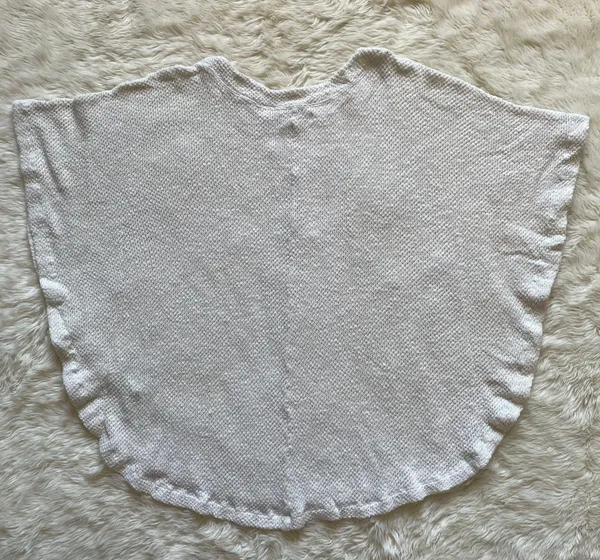 Velvet By Graham And Spencer Poncho Butterfly Sleeve Knit Pullover Cream M - Image 3