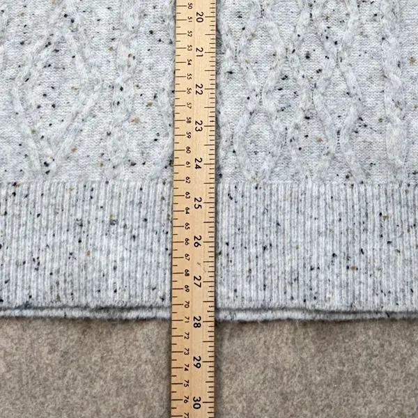 Universal Threads Womens Cable Knit V-Neck Sweater Vest Gray‎ Flecked Large NWT - Image 4
