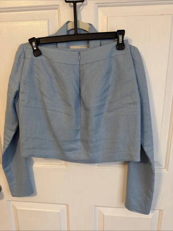 Amanda Uprichard Pastel Blue Cropped Shawl-Collar Blazer and Skirt - Image 3