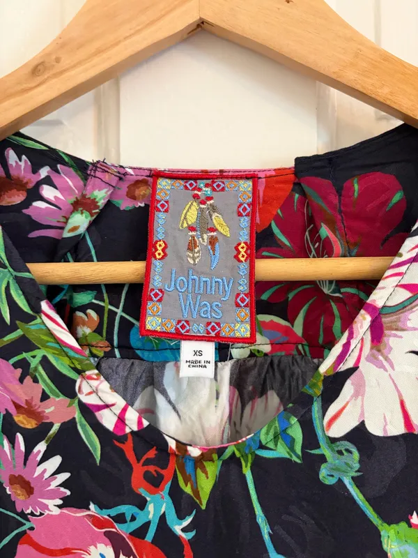 Johnny Was Oasis Tandis Blouse satin size XS boho resort floral - Image 2