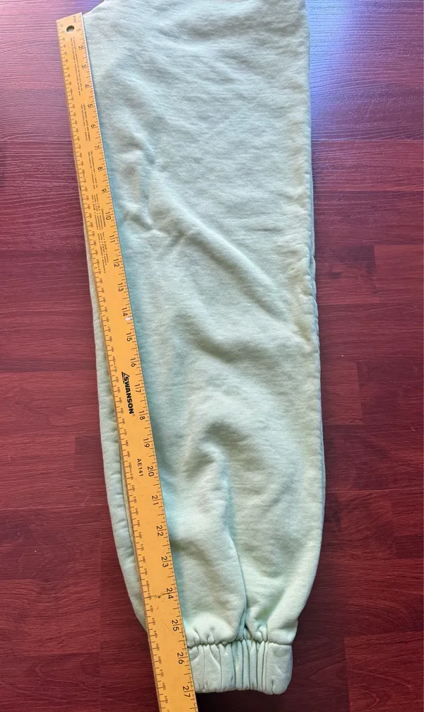 Brandy Melville Sweatpants Green - Image 3