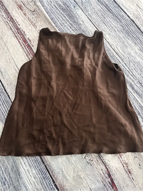 Vintage Y2K Nine West 100% Silk Beaded Sleeveless Blouse - Image 5