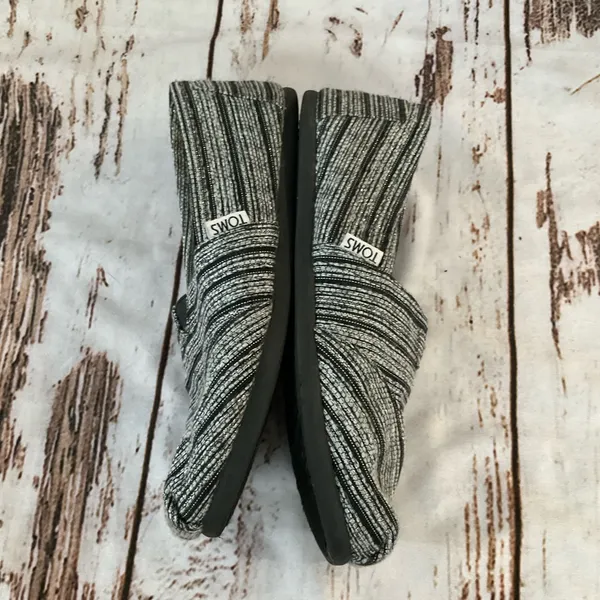 TOMS BLACK‎ WHITE SILVER METALLIC SLIP ONS - Image 3