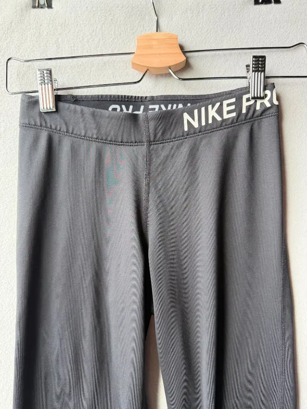 Nike Pro Women's Black Training Leggings Size Small Compression Workout Athletic - Image 4