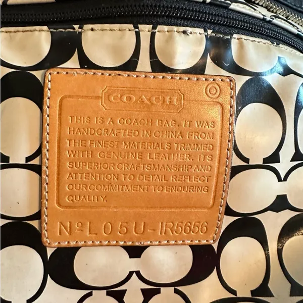 Coach Hampton Tote Bag - Image 6