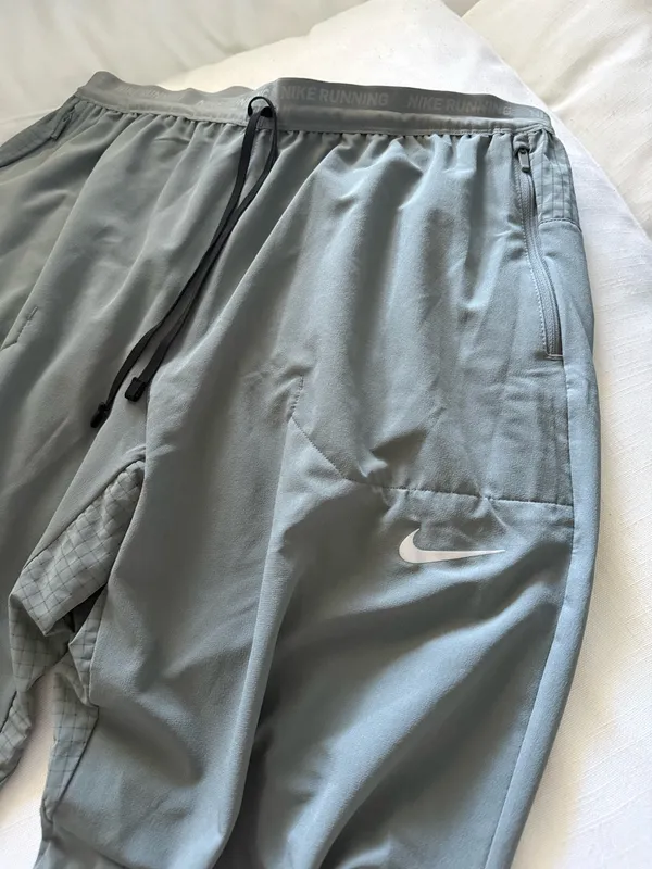 Nike Joggers Dri-Fit - Image 4