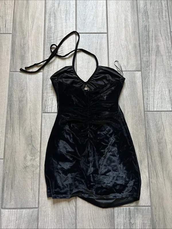 Zara Black Velvet Halter Mini Dress - Image 4