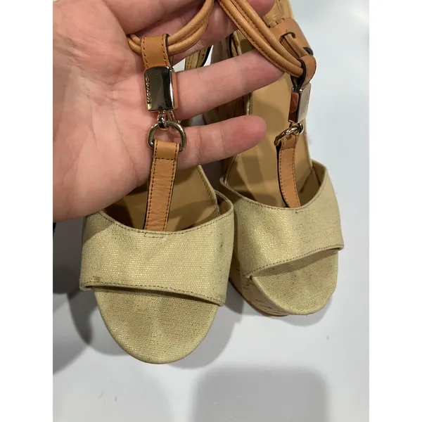 Coach linden wedge platform Sandals women's size 10 luxury‎ dressy tan cream - Image 10