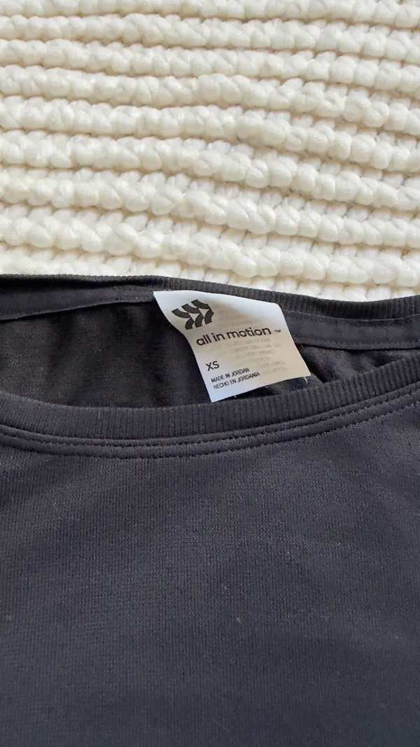 All in motion black workout tee small - Image 3