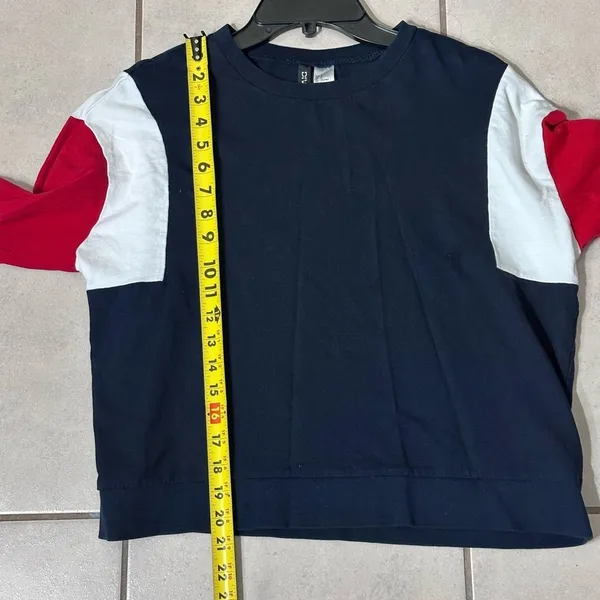 H&M Divided Multi Color Red Navy White Long Sleeve Pullover Sweater Size‎ M - Image 6