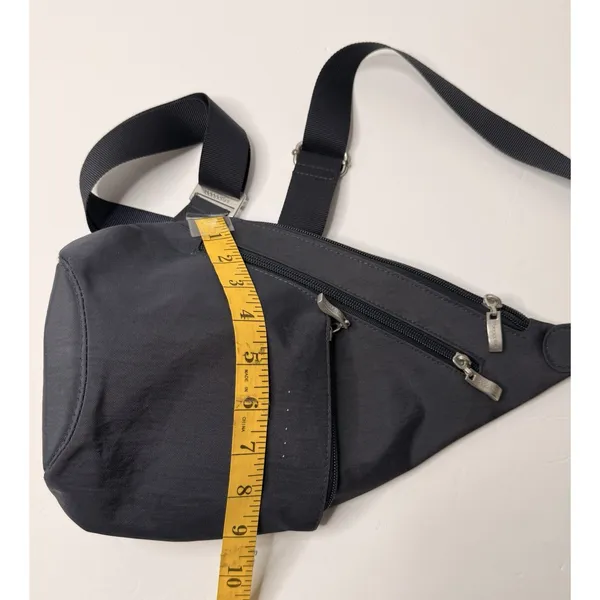Baggallini Mini Sling Crossbody Shoulder Bag Navy Blue Everyday‎ Run Walk Active - Image 13