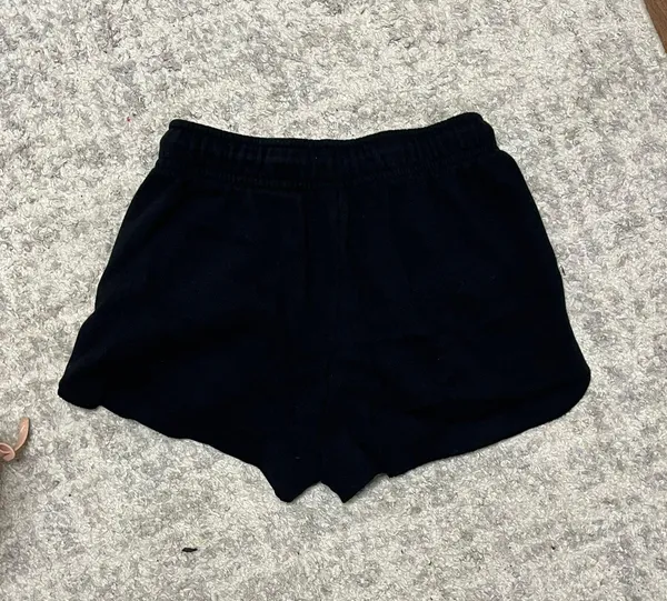 cropped black sweat shorts Size M - Image 5