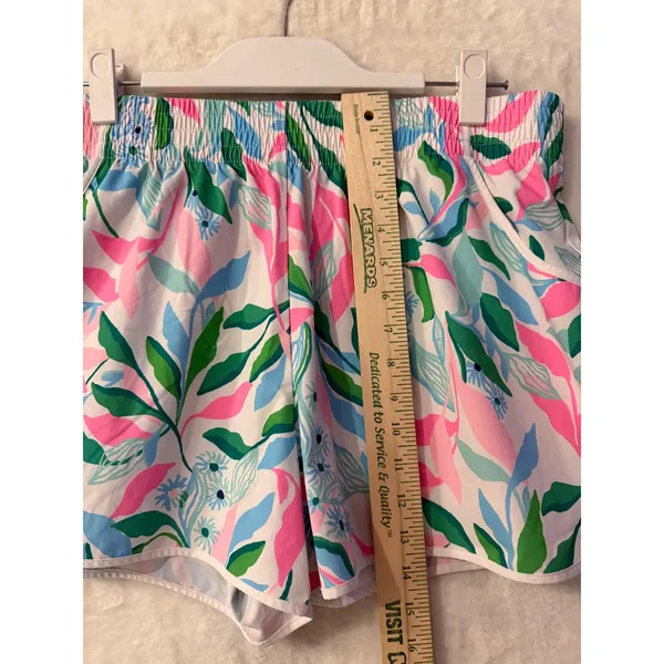 Lilly Pulitzer Luxletic Women XL Tropical Floral Athletic Active Shorts Pink - Image 3