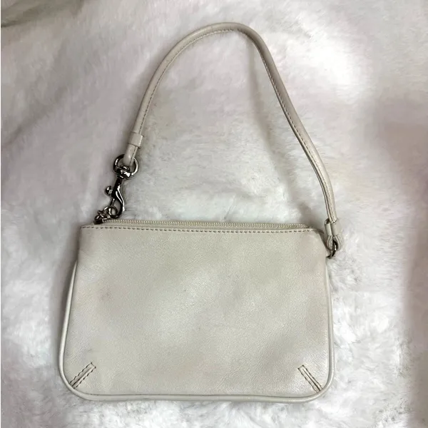 y2k COACH white Wristlet - Image 2