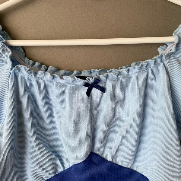 Cider top women's size‎ M off shoulder milkmaid cottage core blue NWT - Image 2